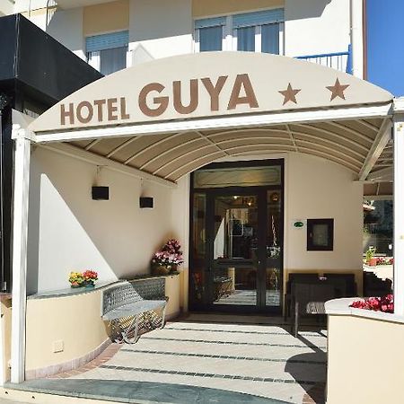 Hotel Guya ヴァラッツェ エクステリア 写真