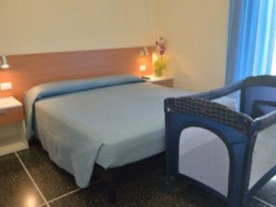 Hotel Guya ヴァラッツェ エクステリア 写真